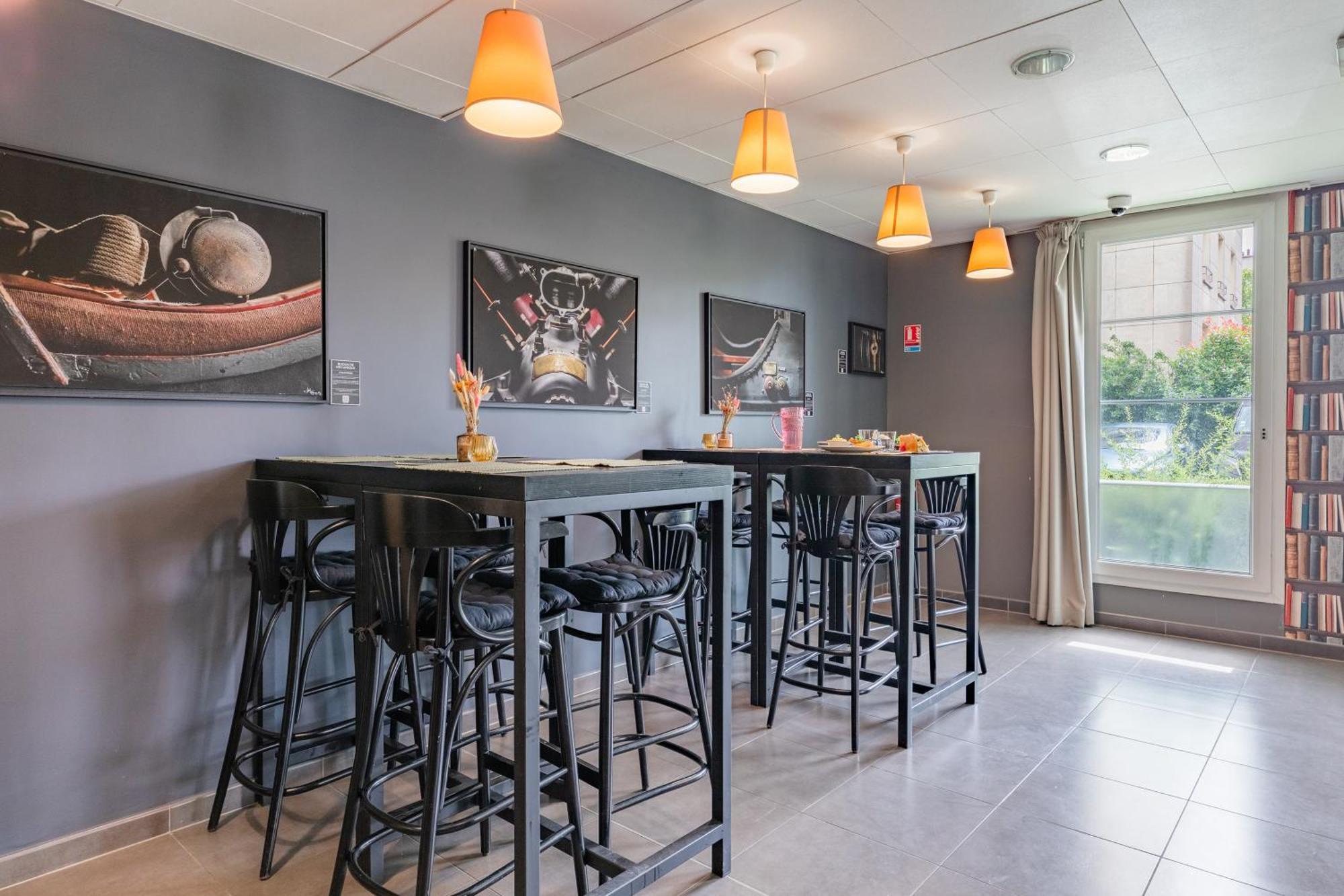 布尔歇舒适城市公寓式酒店 - 机场 勒布尔热 外观 照片